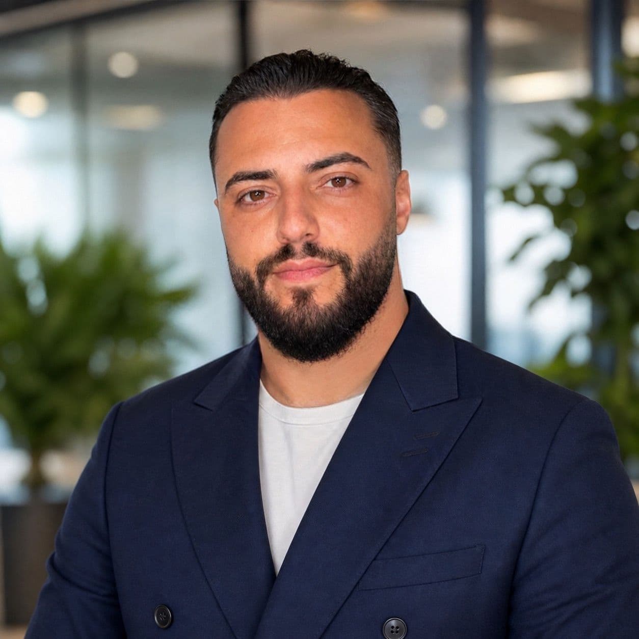 Amir Raad, der Versicherungsstratege, Porträt